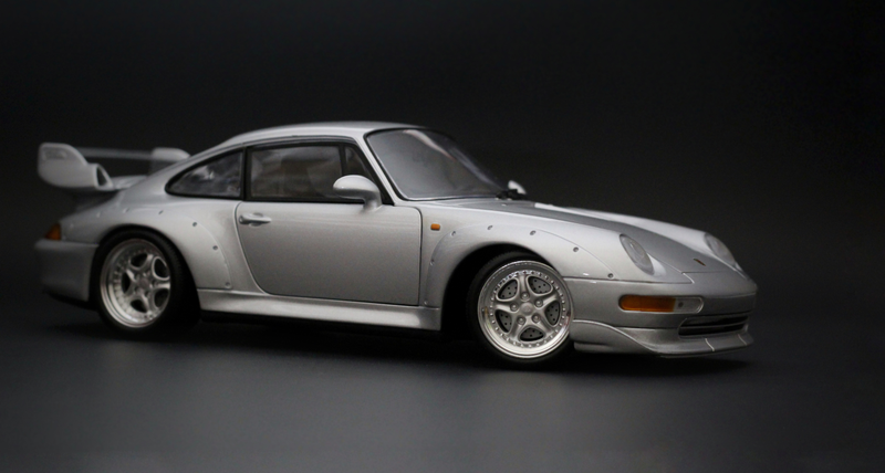 Illustration for article titled UT Models Porsche 993 GT2